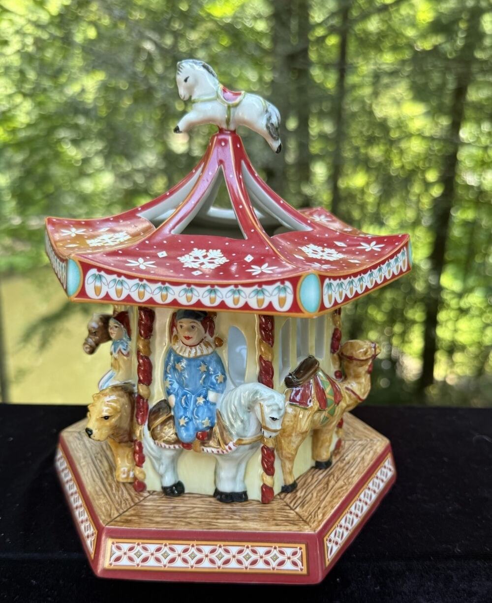 VILLEROY & BOCH CHRISTMAS TOYS CAROUSEL VOTIVE/TEALIGHT CANDLE HOLDER MIB!!
